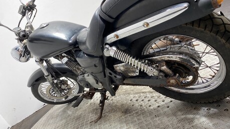 Suzuki GZ 125 MARAUDER 2006 6K RUNNING CRUISER BIKE PROJECT 125CC 10