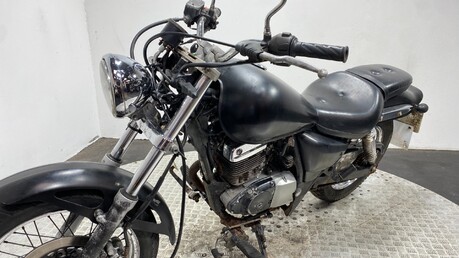 Suzuki GZ 125 MARAUDER 2006 6K RUNNING CRUISER BIKE PROJECT 125CC 12