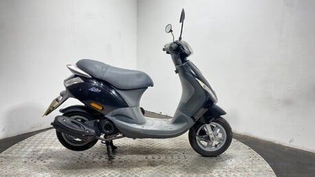 Piaggio Zip 50 4T 2010 763 KM NON RUNNING PROJECT SCOOTER 50CC 1 OWNER 1