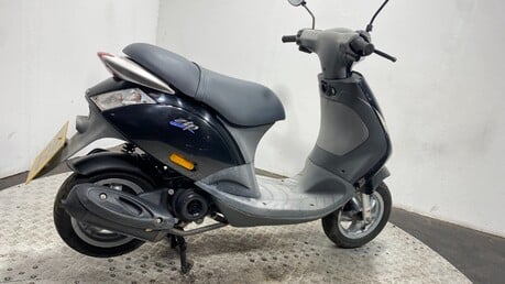 Piaggio Zip 50 4T 2010 763 KM NON RUNNING PROJECT SCOOTER 50CC 1 OWNER 2
