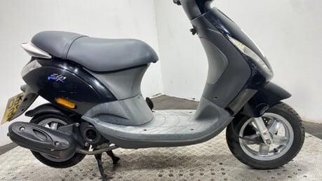 Piaggio Zip 50 4T 2010 763 KM NON RUNNING PROJECT SCOOTER 50CC 1 OWNER 5