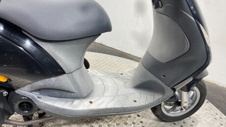 Piaggio Zip 50 4T 2010 763 KM NON RUNNING PROJECT SCOOTER 50CC 1 OWNER 7