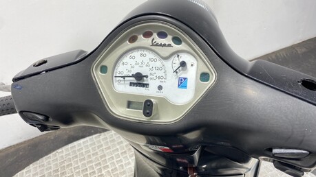 Piaggio Vespa LX 125 2007 125CC PROJECT SCOOTER SPARES OR REPAIR 8