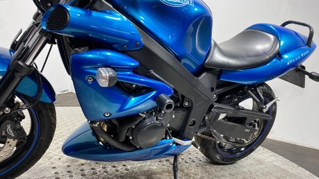Triumph Speed FOUR 2006 GREAT RUNNING LIGHT PROJECT BIKE 600CC 12