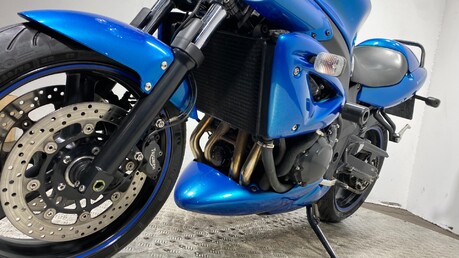 Triumph Speed FOUR 2006 GREAT RUNNING LIGHT PROJECT BIKE 600CC 19