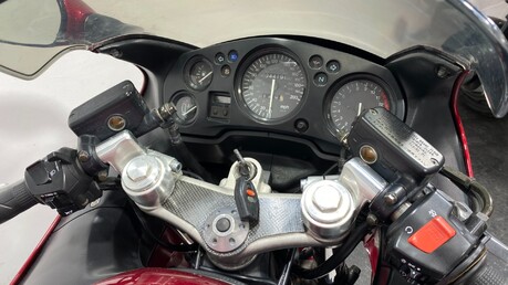 Honda CBR 1100 XX SUPER BLACKBIRD 1998 CARBED MK1 GOOD RUNNER TOURER BIKE 7
