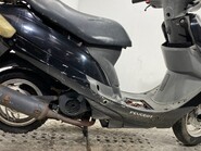 Peugeot V Clic 50 2011 NON RUNNING PROJECT BIKE SCOOTER 50CC 3