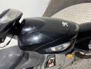 Peugeot V Clic 50 2011 NON RUNNING PROJECT BIKE SCOOTER 50CC 5