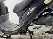 Peugeot V Clic 50 2011 NON RUNNING PROJECT BIKE SCOOTER 50CC 11