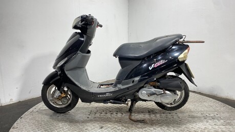 Peugeot V Clic 50 2011 NON RUNNING PROJECT BIKE SCOOTER 50CC 12