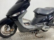 Peugeot V Clic 50 2011 NON RUNNING PROJECT BIKE SCOOTER 50CC 13