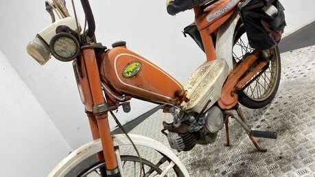 Honda NS NOVIO 50 1977 NON RUNNING CLASSIC PROJECT SCOOTER BIKE 50CC 12