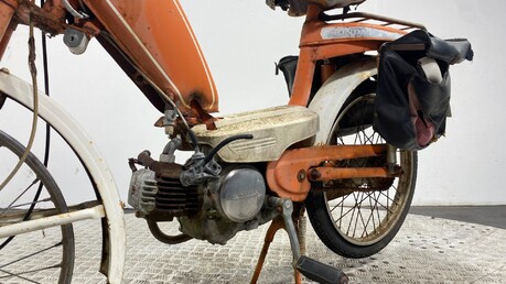 Honda NS NOVIO 50 1977 NON RUNNING CLASSIC PROJECT SCOOTER BIKE 50CC 13