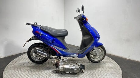 SYM Jet 50 EURO X 2005 NON RUNNING 2 STROKE PROJECT SCOOTER BIKE 50CC 1