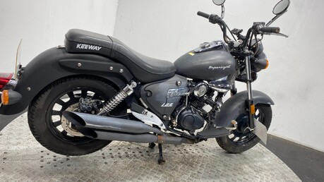 Keeway Superlight 125 E4 2019 1 OWNER 6K NON RUNNING PROJECT BIKE 125CC CRUISER 2