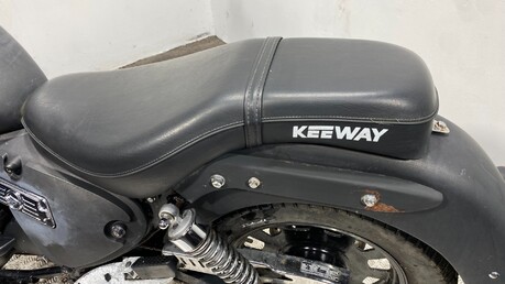 Keeway Superlight 125 E4 2019 1 OWNER 6K NON RUNNING PROJECT BIKE 125CC CRUISER 16