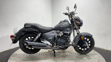 Keeway Superlight 125 E4 2019 1 OWNER 6K NON RUNNING PROJECT BIKE 125CC CRUISER 1