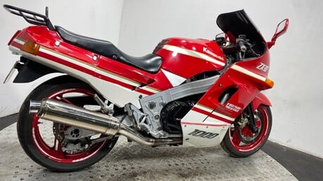 Kawasaki ZX 10 ZX1000 B2 1989 LONG MOT RUNNING CLASSIC SUPER SPORT 1000CC 2