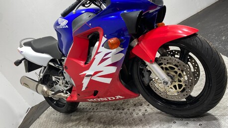 Honda CBR600F FX - FY 2000 RUNNING SPORTS BIKE PROJECT BIKE 600CC 18