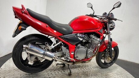 Suzuki Bandit 600 GSF 2000 22K NON RUNNING PROJECT BIKE 600CC NAKED 2