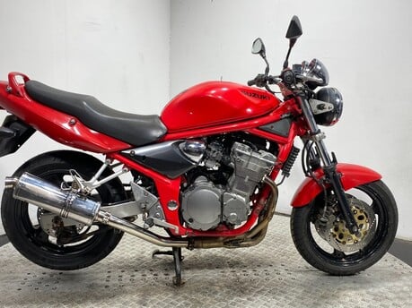 Suzuki Bandit 600 GSF 2000 22K NON RUNNING PROJECT BIKE 600CC NAKED