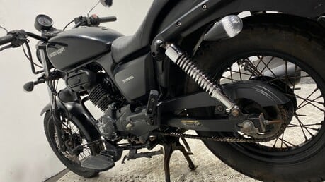 Sinnis Hoodlum 125 2017 NON RUNNING CRUISER PROJECT BIKE 125CC 11