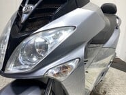SYM Joyride 125 EVO 2012 NON RUNNING PROJECT BIKE SCOOTER 125CC 19