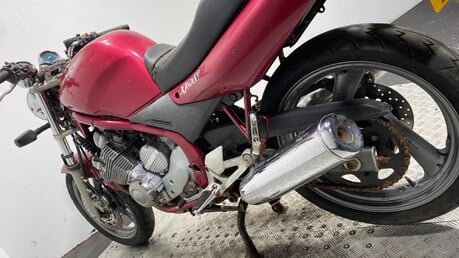 Yamaha XJ 600 N 2000 RUNNING PROJECT BIKE BARN FIND 600CC 9