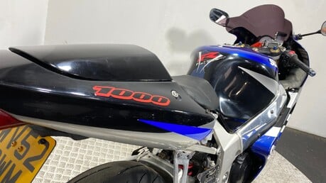 Suzuki GSXR 1000 K2 2002 GOOD RUNNING PROJECT BIKE SPARES OR REPAIR 1000CC SPORT 5