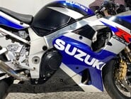 Suzuki GSXR 1000 K2 2002 GOOD RUNNING PROJECT BIKE SPARES OR REPAIR 1000CC SPORT 6