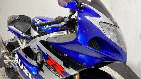 Suzuki GSXR 1000 K2 2002 GOOD RUNNING PROJECT BIKE SPARES OR REPAIR 1000CC SPORT 8