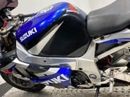 Suzuki GSXR 1000 K2 2002 GOOD RUNNING PROJECT BIKE SPARES OR REPAIR 1000CC SPORT 16