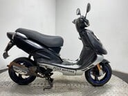 TGB Sport 302 50 2 STROKE 2T NON RUNNING SCOOTER PROJECT BIKE 50CC 1