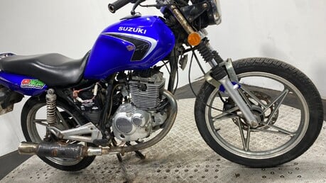 Suzuki EN125 2007 GOOD RUNNING PROJECT BIKE SPARES OR REPAIR 125CC 4