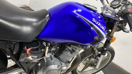 Suzuki EN125 2007 GOOD RUNNING PROJECT BIKE SPARES OR REPAIR 125CC 7