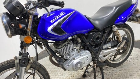 Suzuki EN125 2007 GOOD RUNNING PROJECT BIKE SPARES OR REPAIR 125CC 13