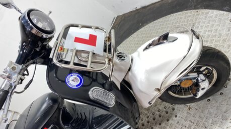 Lexmoto Milano 125 EFi 2018 14k NON RUNNING PROJECT BIKE SCOOTER PARTS BIKE 125CC 5