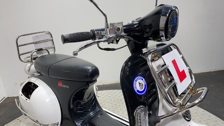 Lexmoto Milano 125 EFi 2018 14k NON RUNNING PROJECT BIKE SCOOTER PARTS BIKE 125CC 20