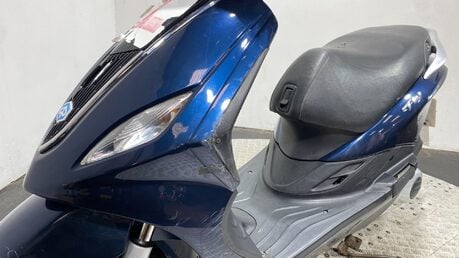 Piaggio Fly 125 3V 52K NON RUNNING PROJECT SCOOTER BIKE 125CC 12