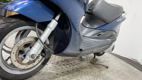 Piaggio Fly 125 3V 52K NON RUNNING PROJECT SCOOTER BIKE 125CC 20