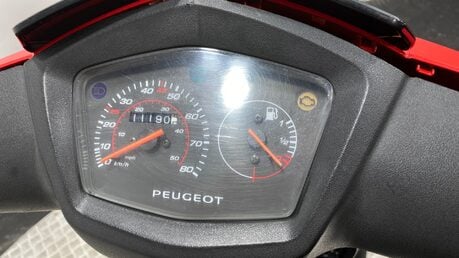 Peugeot Kisbee 50 4T 2018 6K NON RUNNING PROJECT SCOOTER 50CC BIKE 9