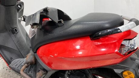 Peugeot Kisbee 50 4T 2018 6K NON RUNNING PROJECT SCOOTER 50CC BIKE 15