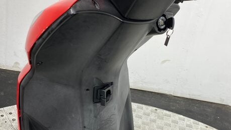Peugeot Kisbee 50 4T 2018 6K NON RUNNING PROJECT SCOOTER 50CC BIKE 16