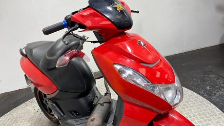 Peugeot Kisbee 50 4T 2018 6K NON RUNNING PROJECT SCOOTER 50CC BIKE 17