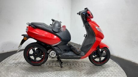 Peugeot Kisbee 50 4T 2018 6K NON RUNNING PROJECT SCOOTER 50CC BIKE 1