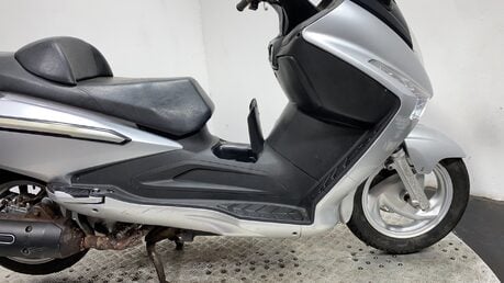 SYM Voyager 250 GTS 2009 23K NON RUNNING 250CC PROJECT SCOOTER 250CC 4