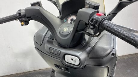 SYM Voyager 250 GTS 2009 23K NON RUNNING 250CC PROJECT SCOOTER 250CC 6