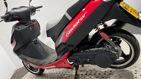 Lexmoto Gladiator 125 2014 RUNNING PROJECT SCOOTER 125CC MAXI 11