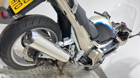 Yamaha FJR1300 A 2010 EX POLICE BIKE 1300CC BARN FIND COMMUTER EXPORT 9