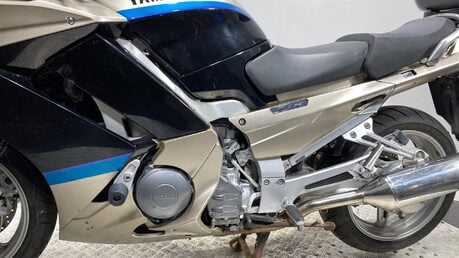 Yamaha FJR1300 A 2010 EX POLICE BIKE 1300CC BARN FIND COMMUTER EXPORT 14